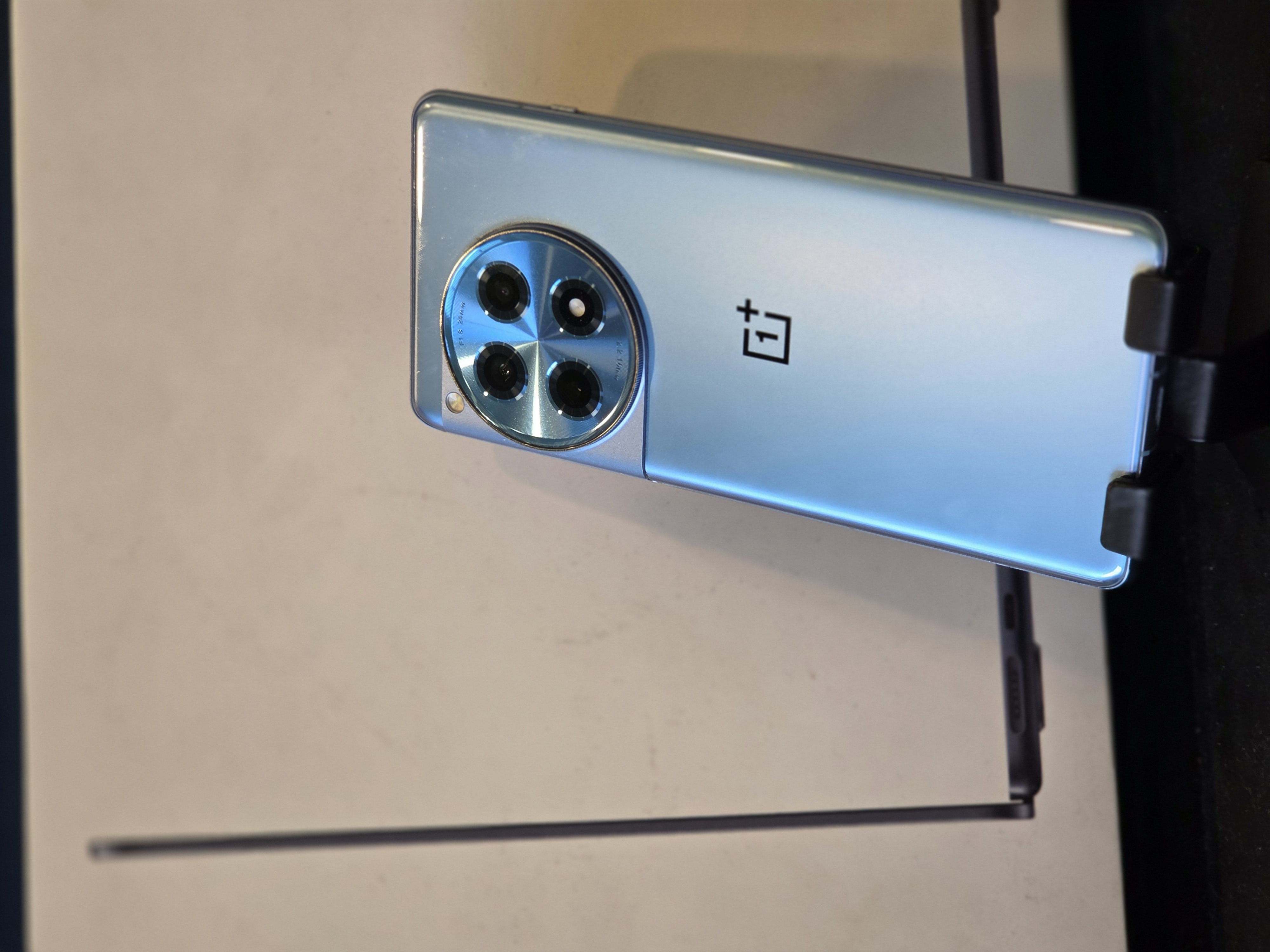 REFURBISHED ONEPLUS 12R 128 GB