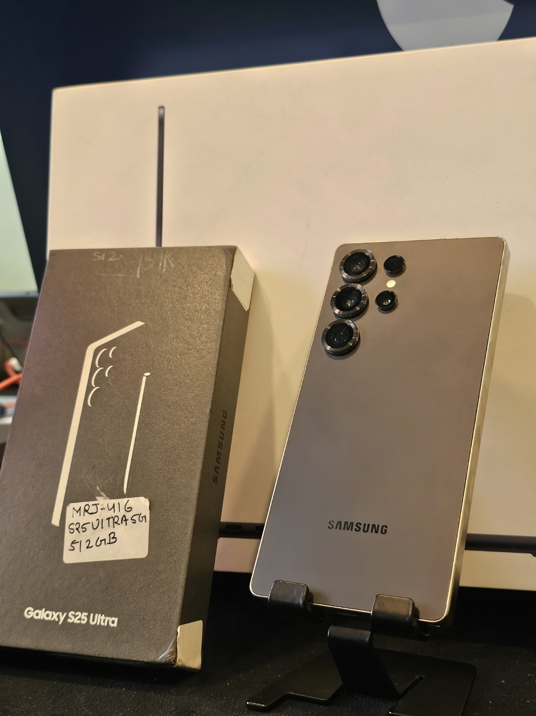 REFURBISHED Samsung Galaxy S25 Ultra 512GB photo 2