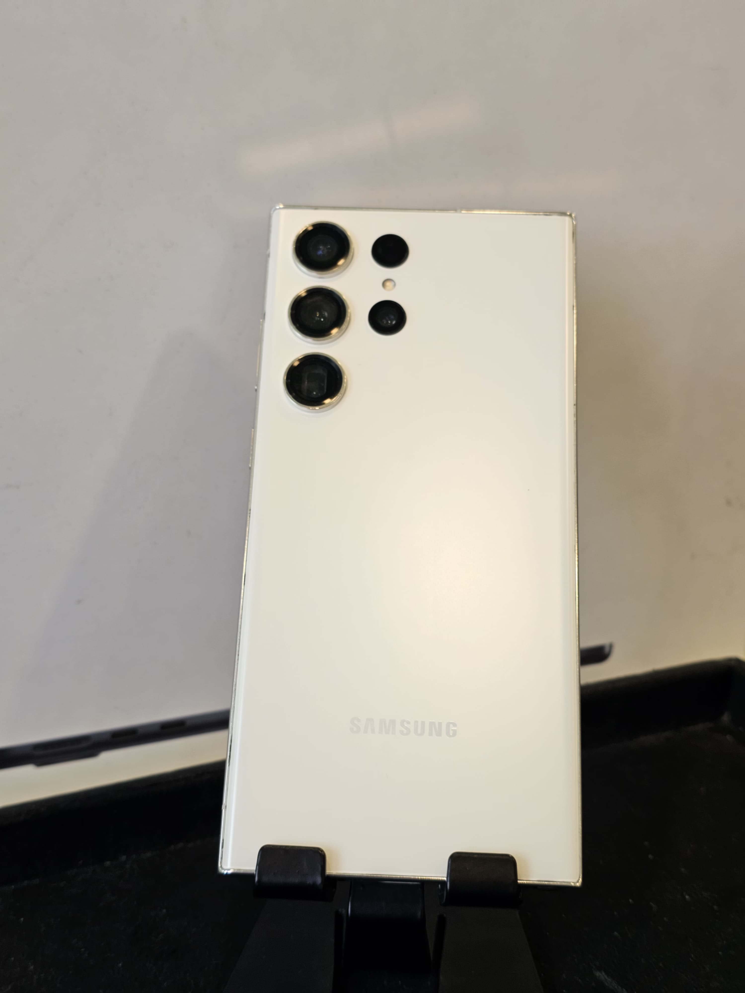 REFURBISHED SAMSUNG 23 ULTRA